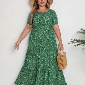 NWT green dress 3x floral plus size tiered summer maxi 18 20